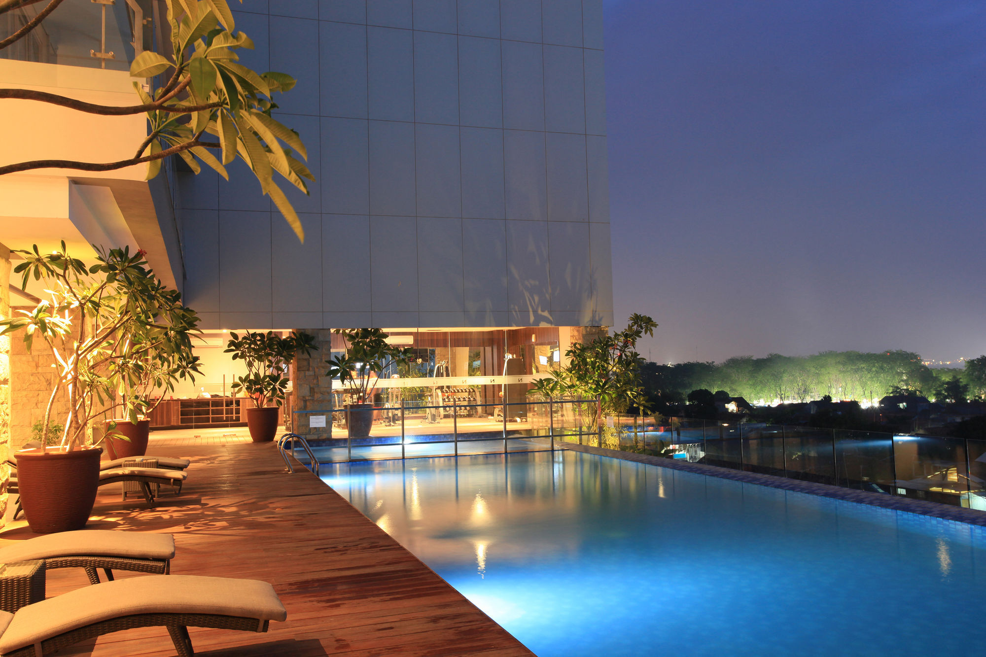 Swiss-Belinn Karawang Exterior foto